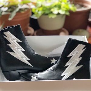 NWT ⚡️MODERN VICE⚡️ Lightning Bolt Boots